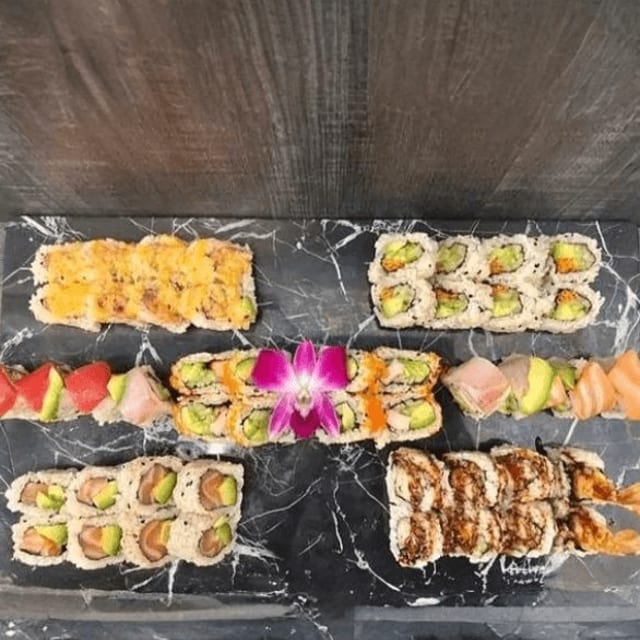 Roll Platter (46pc).